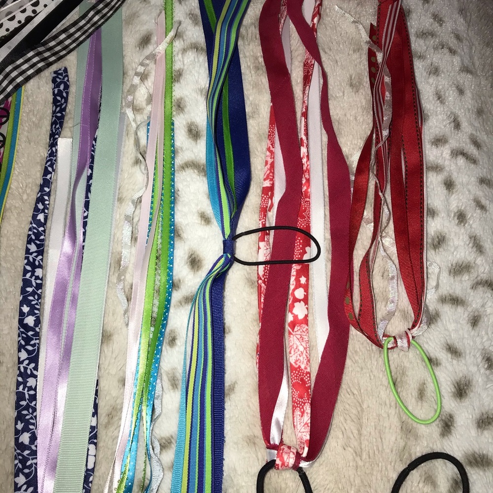 11 Ponytail Ribbons - Picture 3 of 4